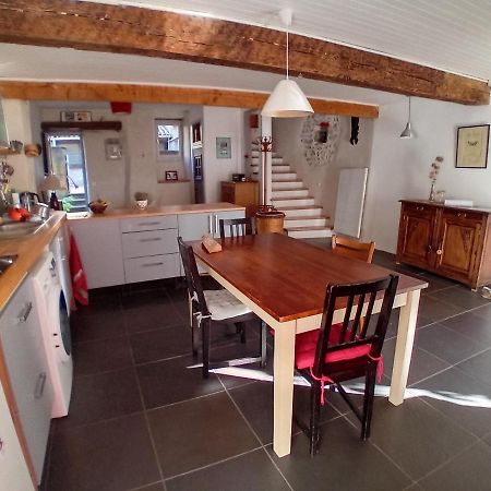 Maison De Village Bourdeaux Bagian luar foto